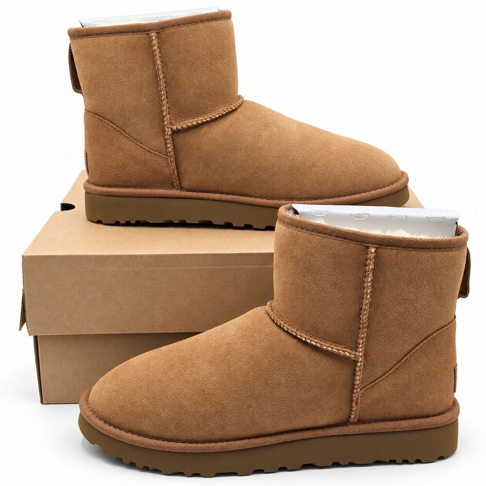 UGG Classic Mini II Womens 9 Chestnut Soft Sheepskin Lined Ankle Boots 1016222